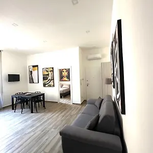 apt-dch-napoli.hotels-amalfi.com/
